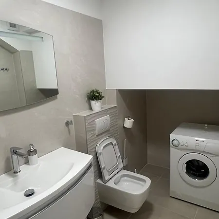 Solis Apartment *