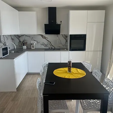Solis Apartment