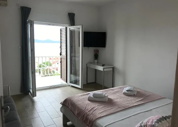 Solis Apartmán *